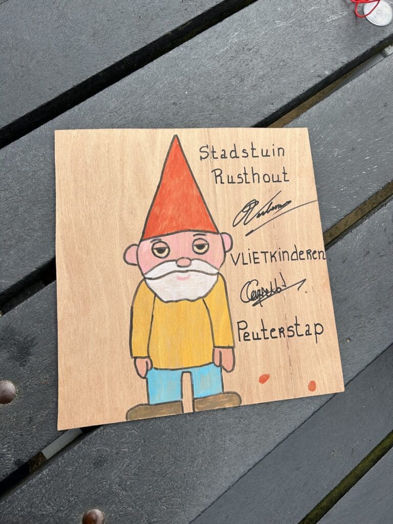 KC Kajuit Peuterstap bij opening kabouterpad Stadstuin Rusthout