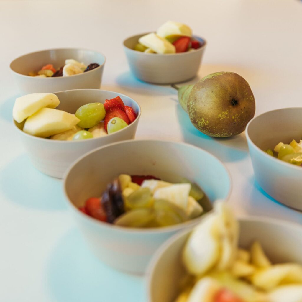 Vers fruit voor kinderen bij Vlietkinderen in Leidschenveen Den Haag.